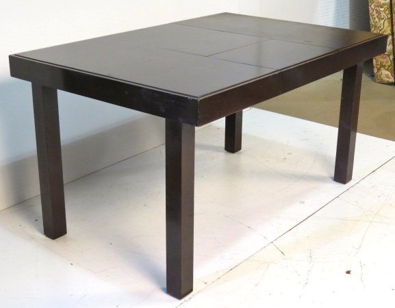 GEORGE NELSON HERMAN MILLER PRIMAVERA DINING TABLE: Good condition. Wear to finish. 29"h. x 36"w. x 54 1/2"L. Extends to 86 1/2" with two 16" foldaway boards.