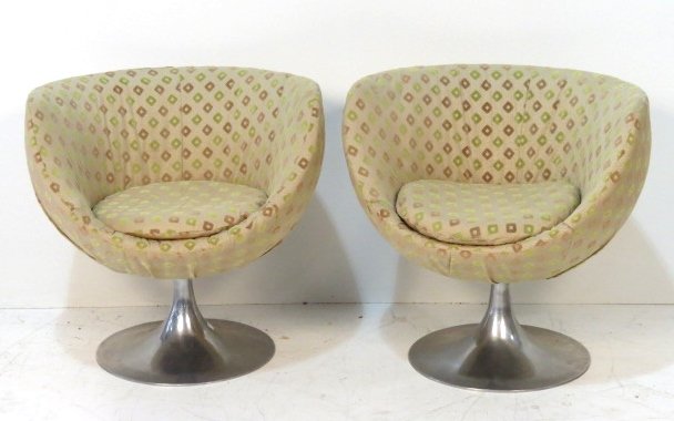 Pair MODERN SPACE AGE PEDESTAL LOUNGE CHAIRS: Aluminum bases. Good condition. 31"h. x 31"w. x 27"d.