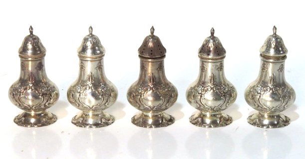 5 REED & BARTON FRANCIS I STERLING SALT & PEPPERS: Salt and peppers in Francis I pattern. 4 5/8"high. 17.8 troy oz.