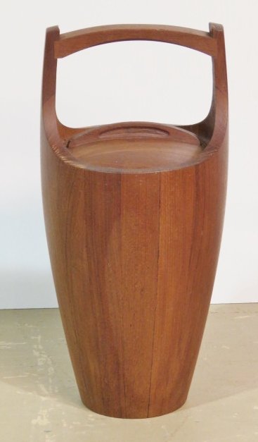 JENS QUISTGAARD DANISH TEAK ICE BUCKET: Jens Harald Quistgaard for Staved. 19"h.