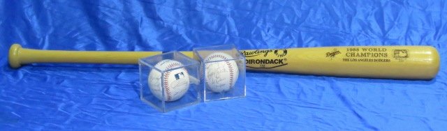 2 DODGERS AUTOGRAPHED BASEBALLS DUKE SNIDER: Also includes commemorative 1988 World Series Bat. One ball signed by Duke Snider. Other signatures include Bill Russell, Ron Cey, Reggie Smith, Carl Erskine, Maury Wills, Steve Garvey, Ralph Branca, 