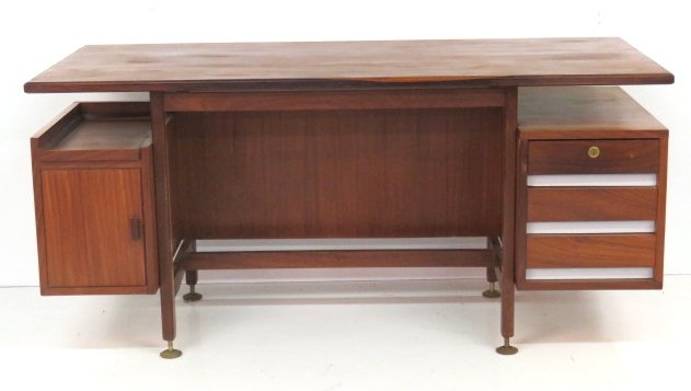 ITALIAN MODERN FLOATING TOP DESK (1 of 8)