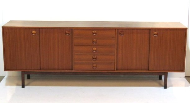 TOMMASINI ITALIAN MODERN TEAK SIDEBOARD (1 of 5)