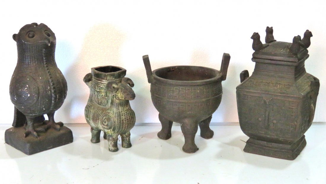 4 ASIAN ARCHAIC STYLE CERAMIC OBJECTS (1 of 5)