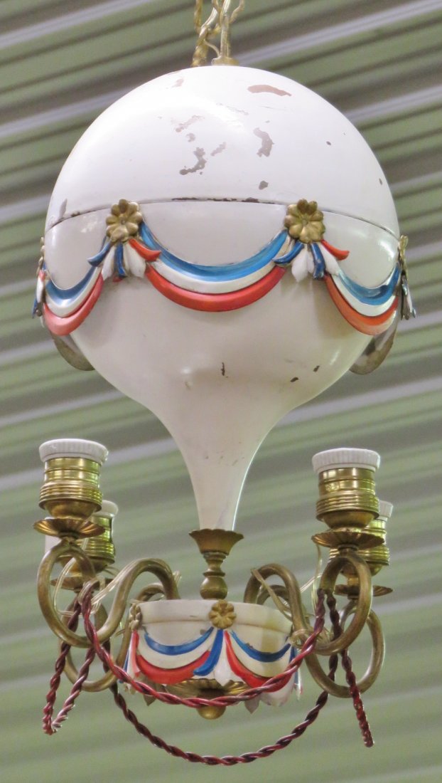 VINTAGE TOLE PAINTED HOT AIR BALLOON CHANDELIER (1 of 6)