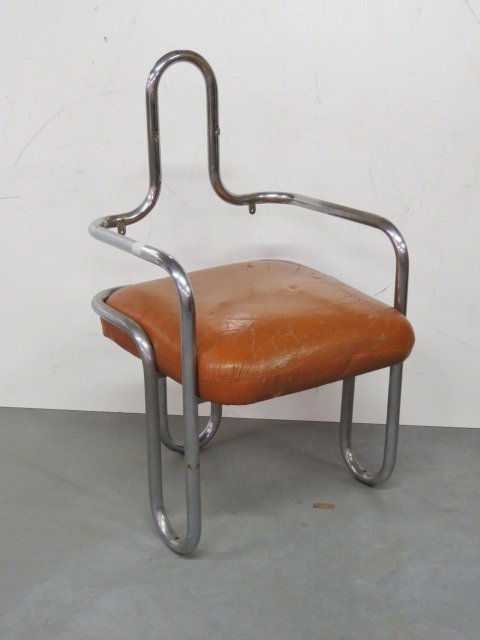 KWOK HOI CHAN LIMONDE CHROME & LEATHER ARMCHAIR (1 of 5)