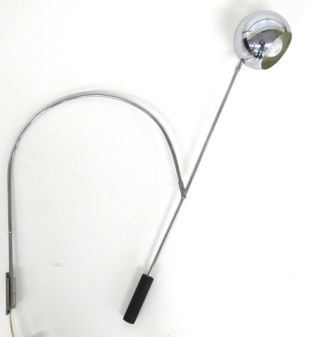 MODERN CHROME ADJUSTABLE WALL LAMP (1 of 3)