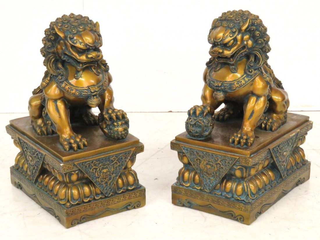PAIR 19'' FOO DOG STATUES (1 of 3)