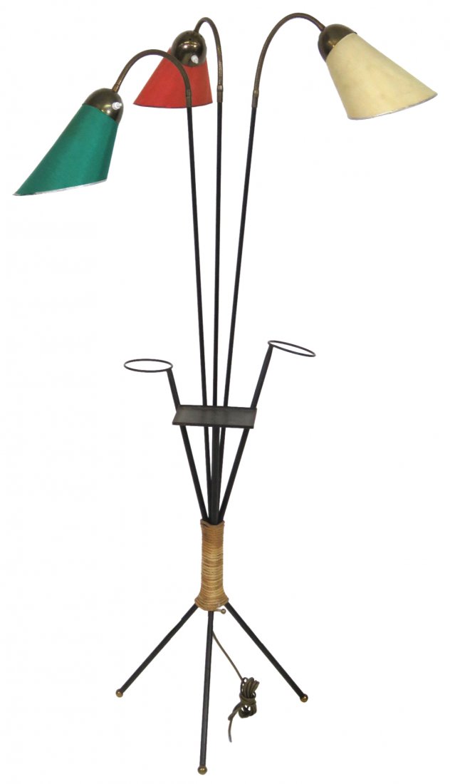 ITALIAN MODERN IRON FLOOR LAMP (1 of 5)