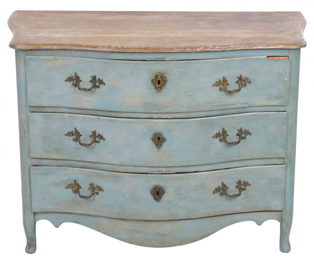 18th c. CONTINENTAL PINE COMMODE (1 of 8)