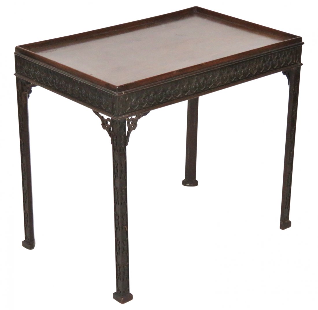 18th c. CHIPPENDALE TEA TABLE (1 of 7)