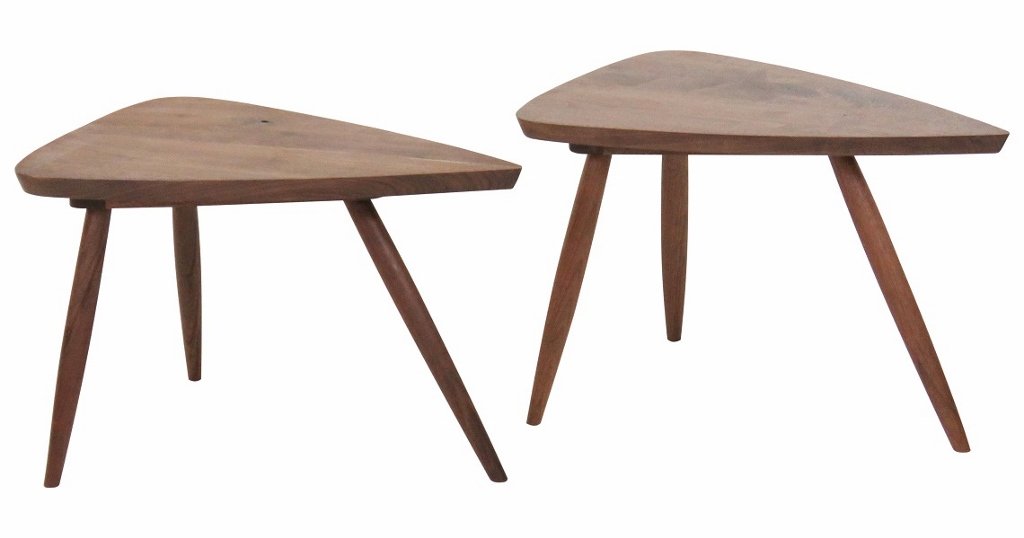 Pair NEW HOPE STUDIO TRIANGULAR SIDE TABLES style (1 of 4)