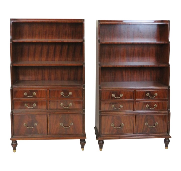Pair CUSTOM SHERATON STYLE MAHOGANY BOOKCASES (1 of 4)