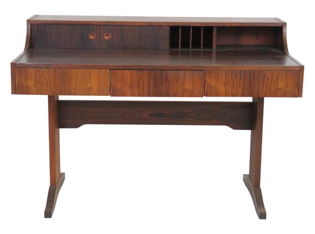 DANISH MODERN DESIGN ROSEWOOD DESK (1 of 6)