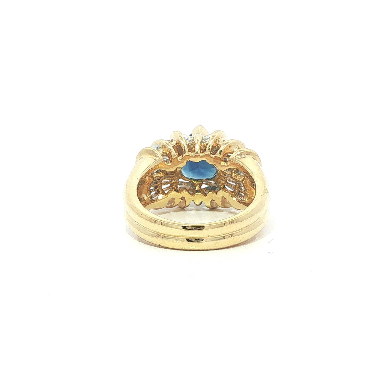 18k Gold GIA Pear Sapphire w/ Diamond Statement Ring - 12
