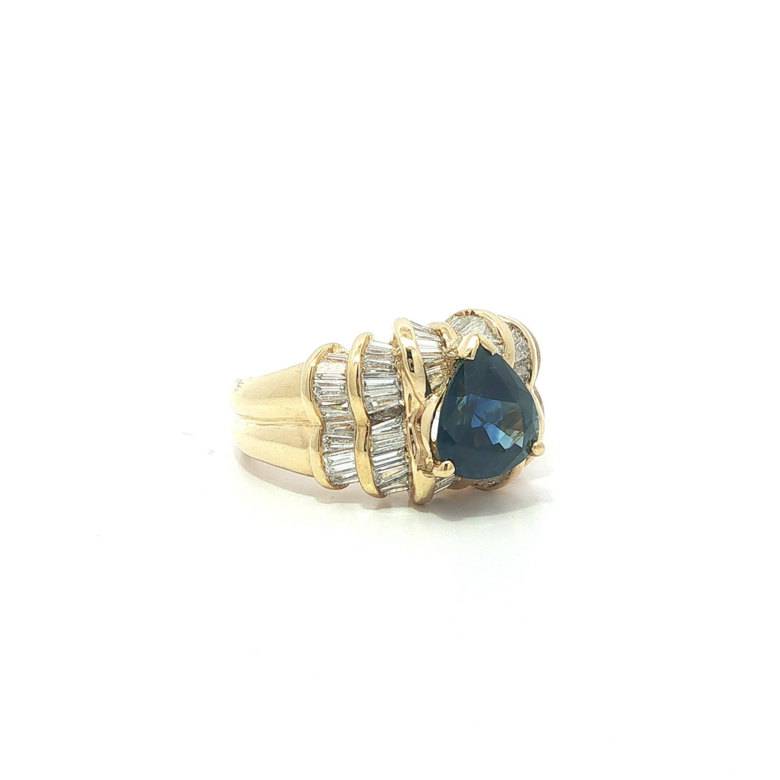 18k Gold GIA Pear Sapphire w/ Diamond Statement Ring - 6