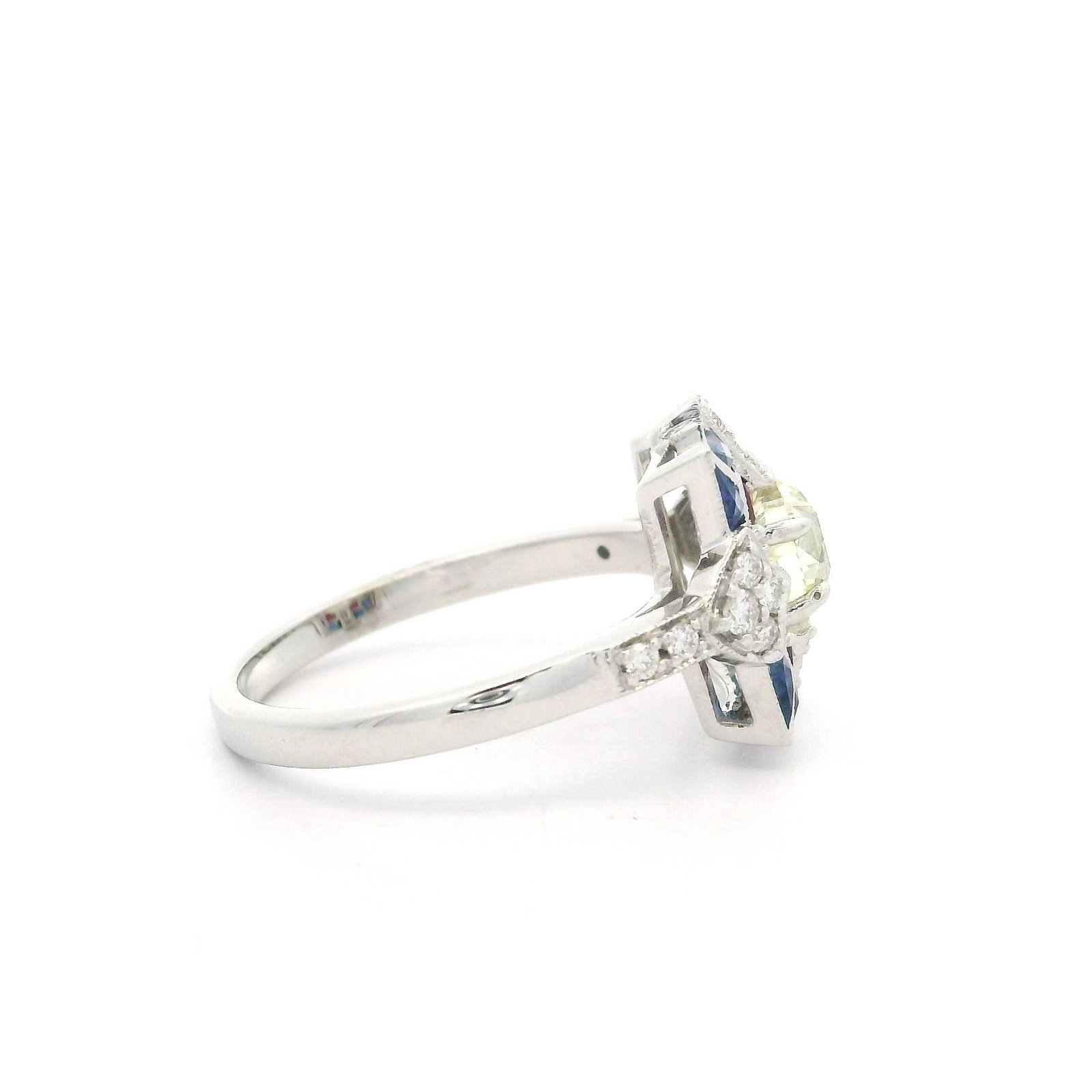 18k White Gold Old Diamond Ruby & Sapphire Target Ring - 7
