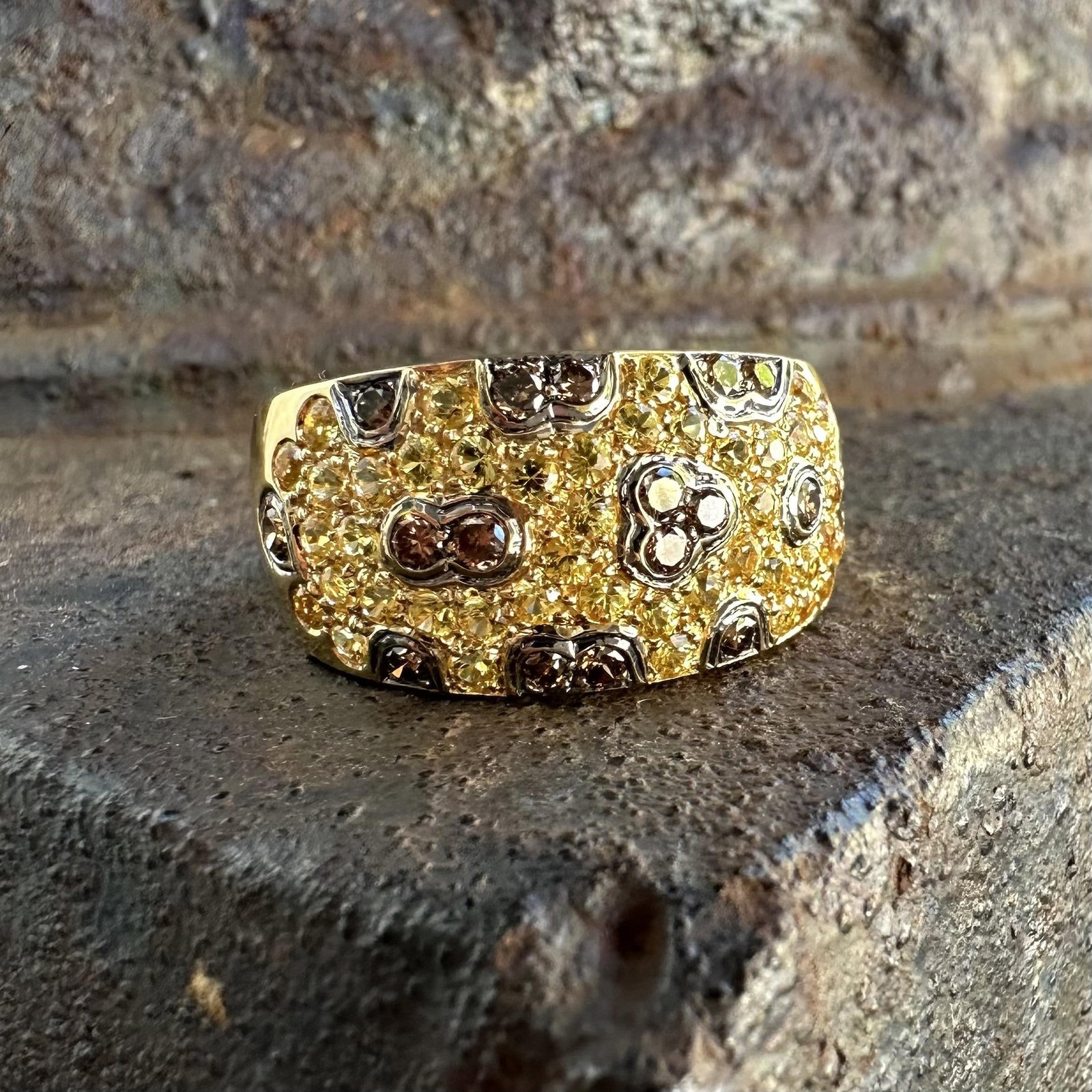 18k Gold Sapphire & Cognac Diamond Wide Cigar Band Ring - 15