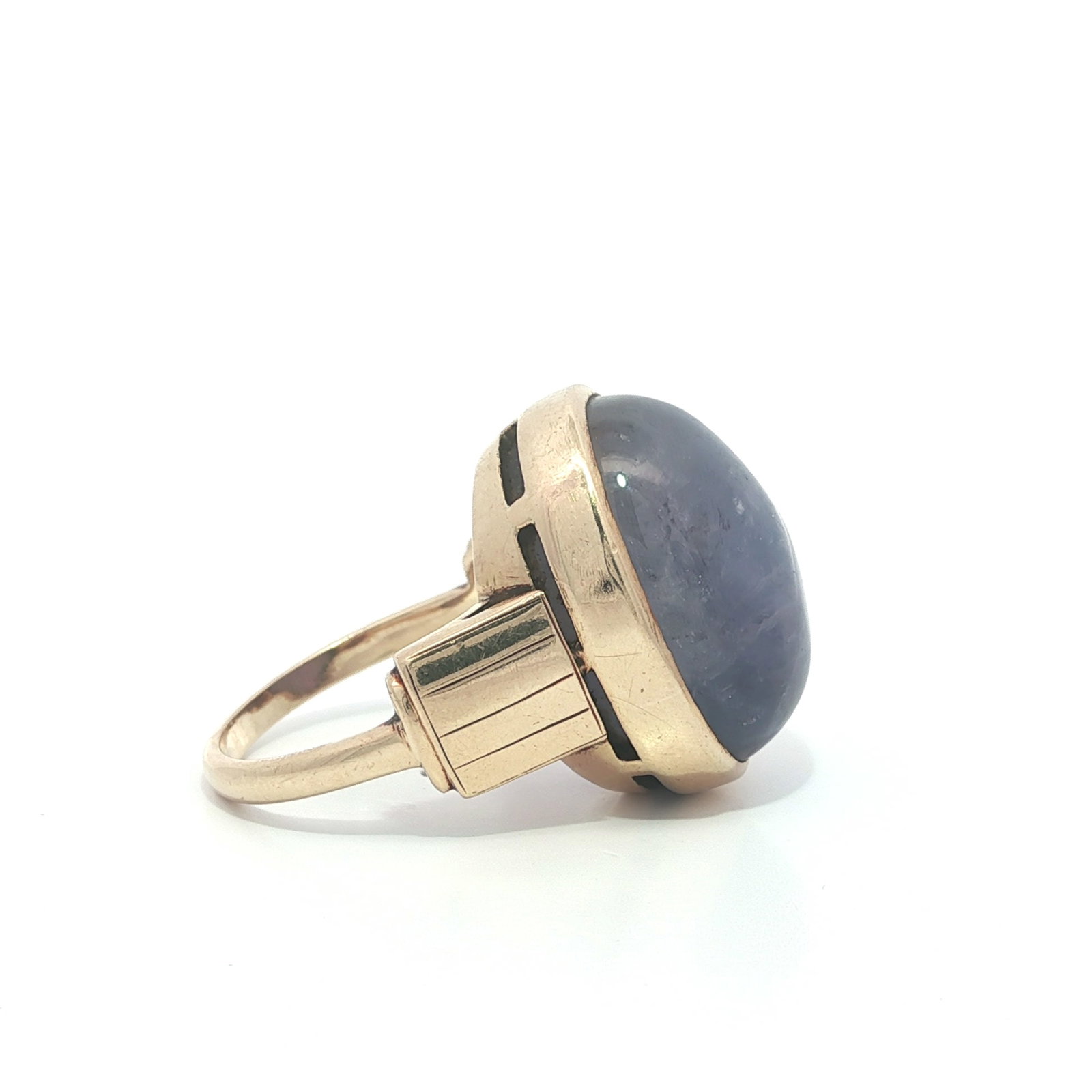 14k Yellow Gold Purple Star Sapphire Solitaire Ring - 6