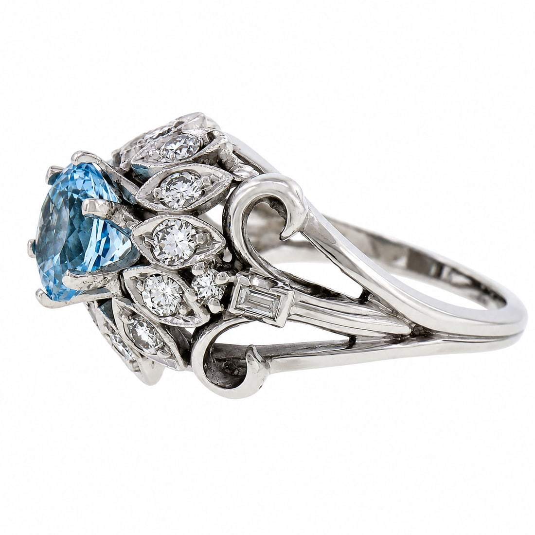 14K White Gold Round Aquamarine Diamond Cocktail Ring - 3
