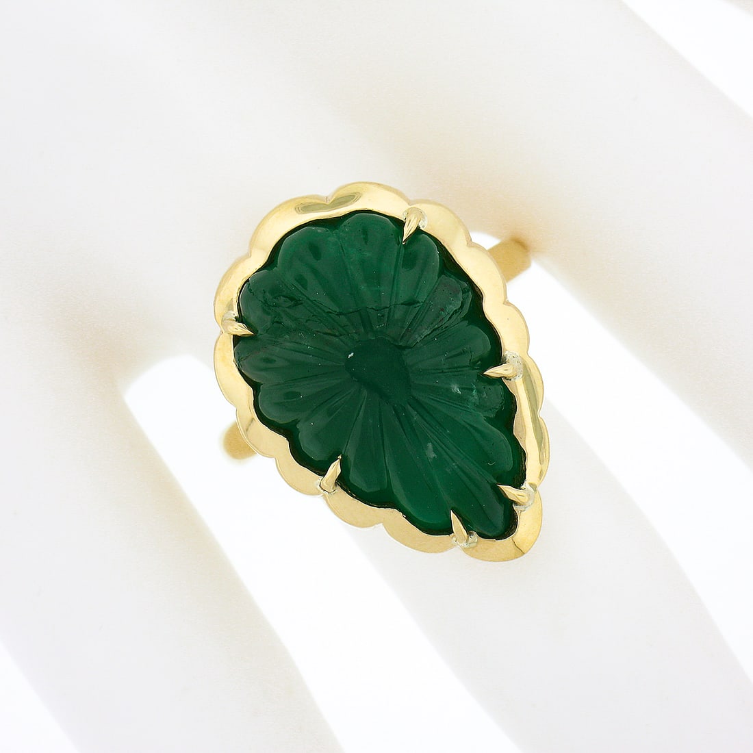 NEW 18K Gold GIA Scalloped Pear Cabochon Emerald Ring - 7