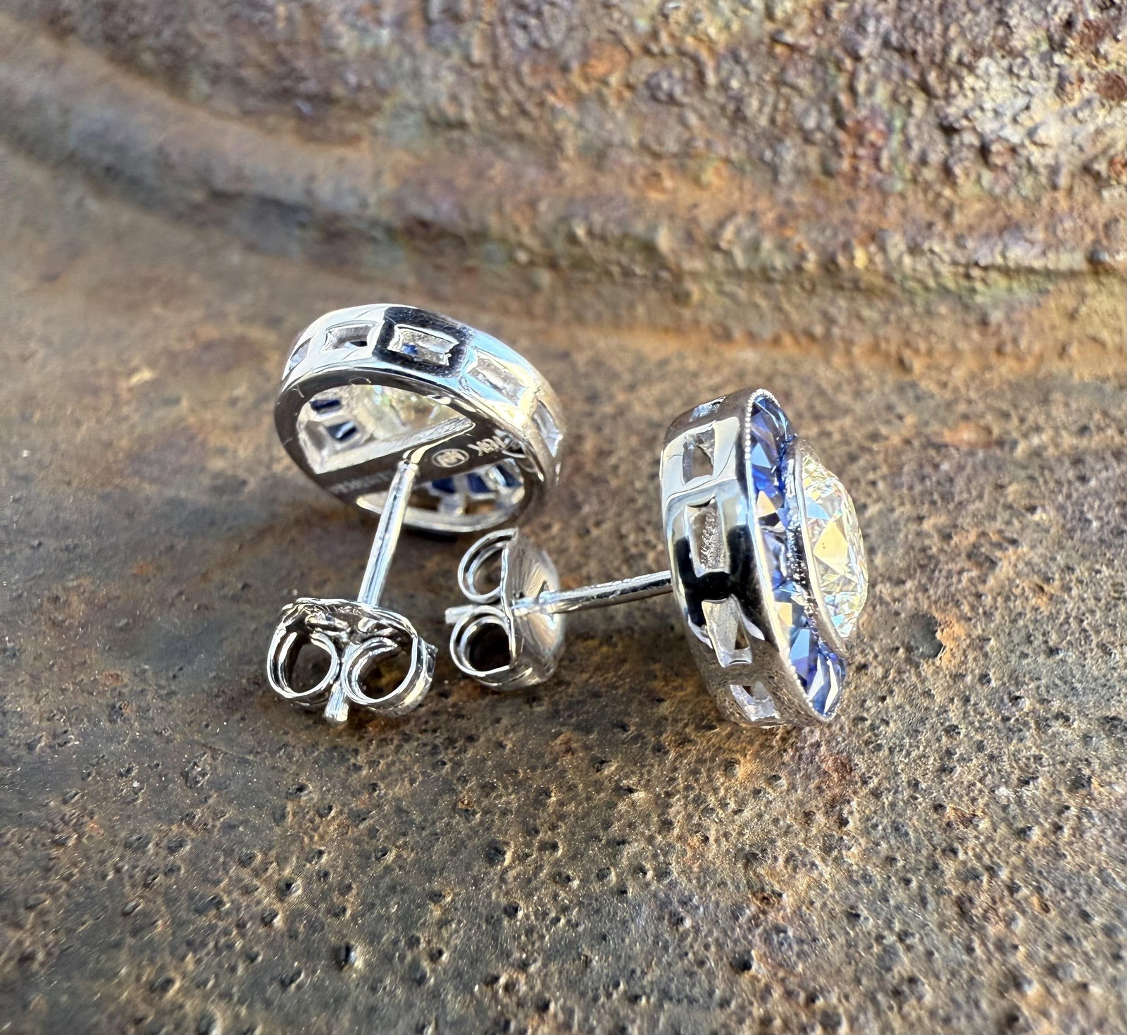 New 18k Gold GIA Diamond w/ Sapphire Halo Stud Earrings - 4