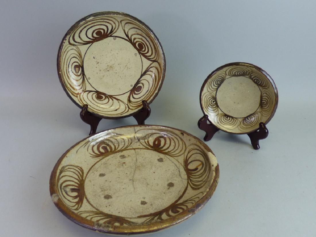 Three Japanese Seto Umanome Stoneware Dishes (1 of 16)