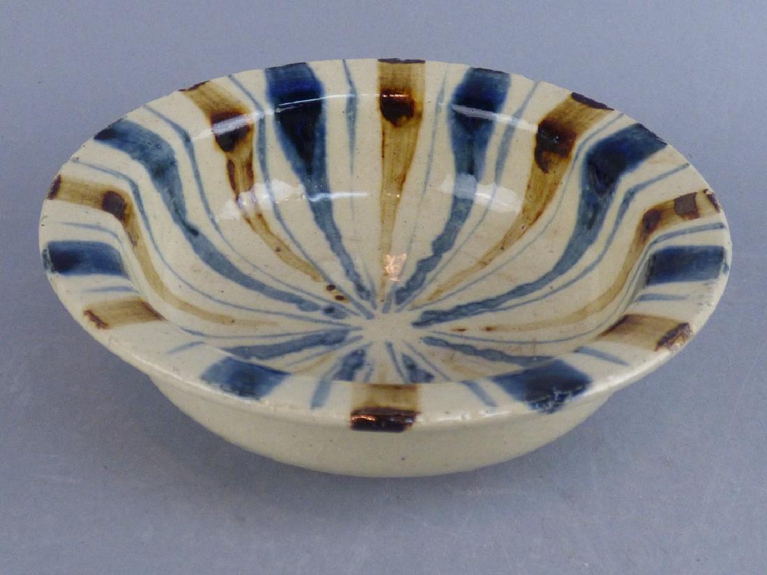Japanese Studio Pottery Bowl: 5" Dia x 1.5" H