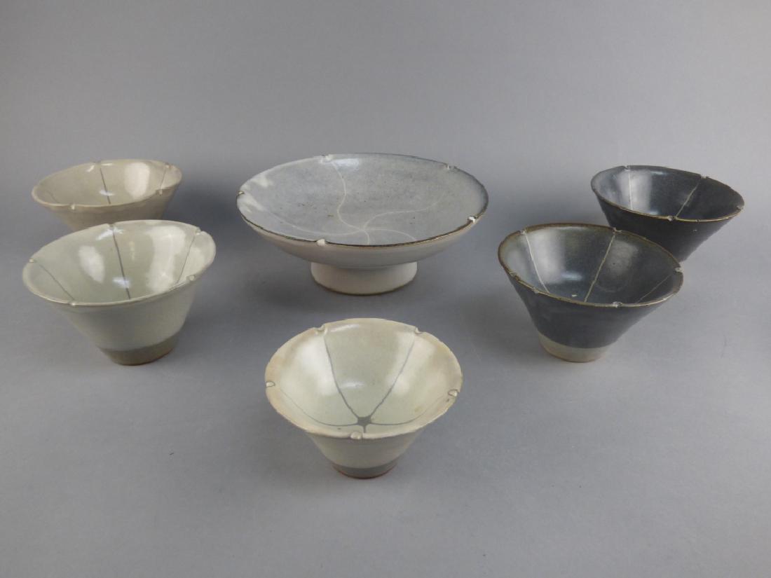6 pieces Gray/White Pottery Bowls (1 of 14)