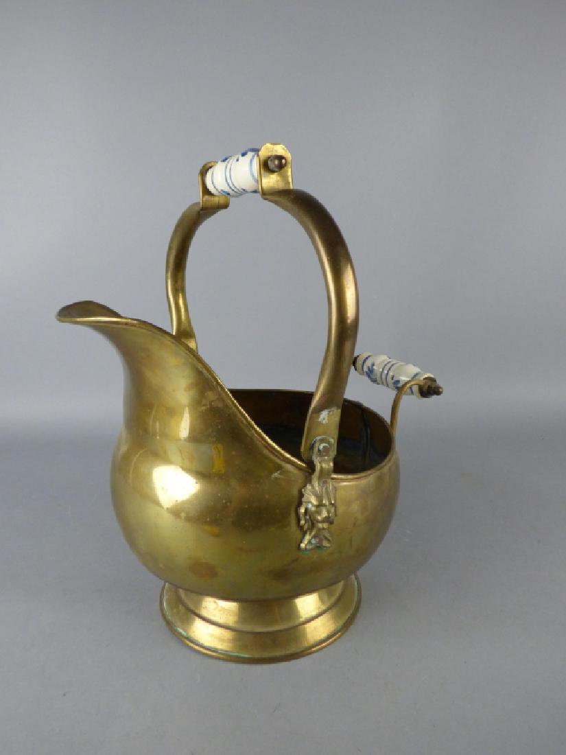 Antique Brass Coal Hod or Scuttle (1 of 7)
