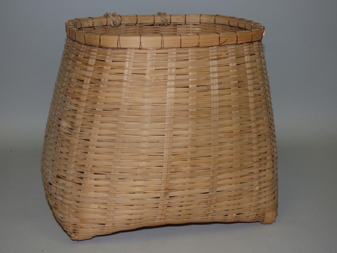 Japanese Woven Basket: Size : 10 1'4" H x 13" W x 11" D