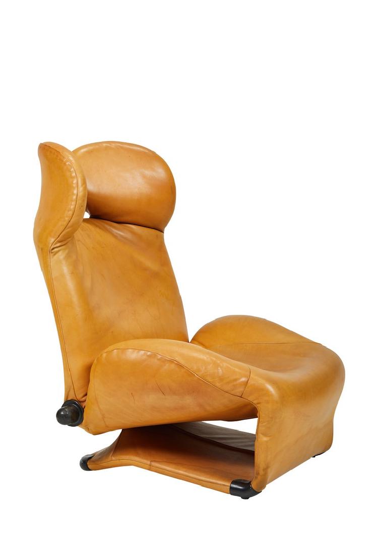 Toshiyuki Kita Wink Chair: Leather Wink chair by Toshiyuki Kita for Cassina, 1980s. 39" H x 27" W x 32" D.