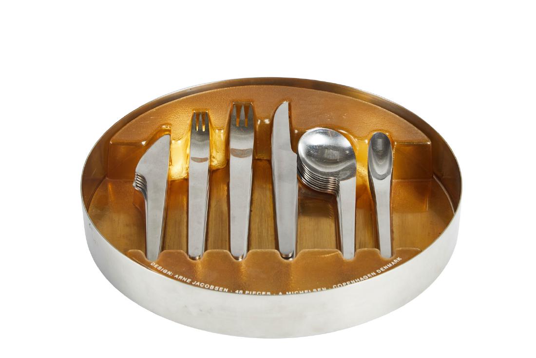 Arne Jacobsen AJ Flatware Set (48) (1 of 4)