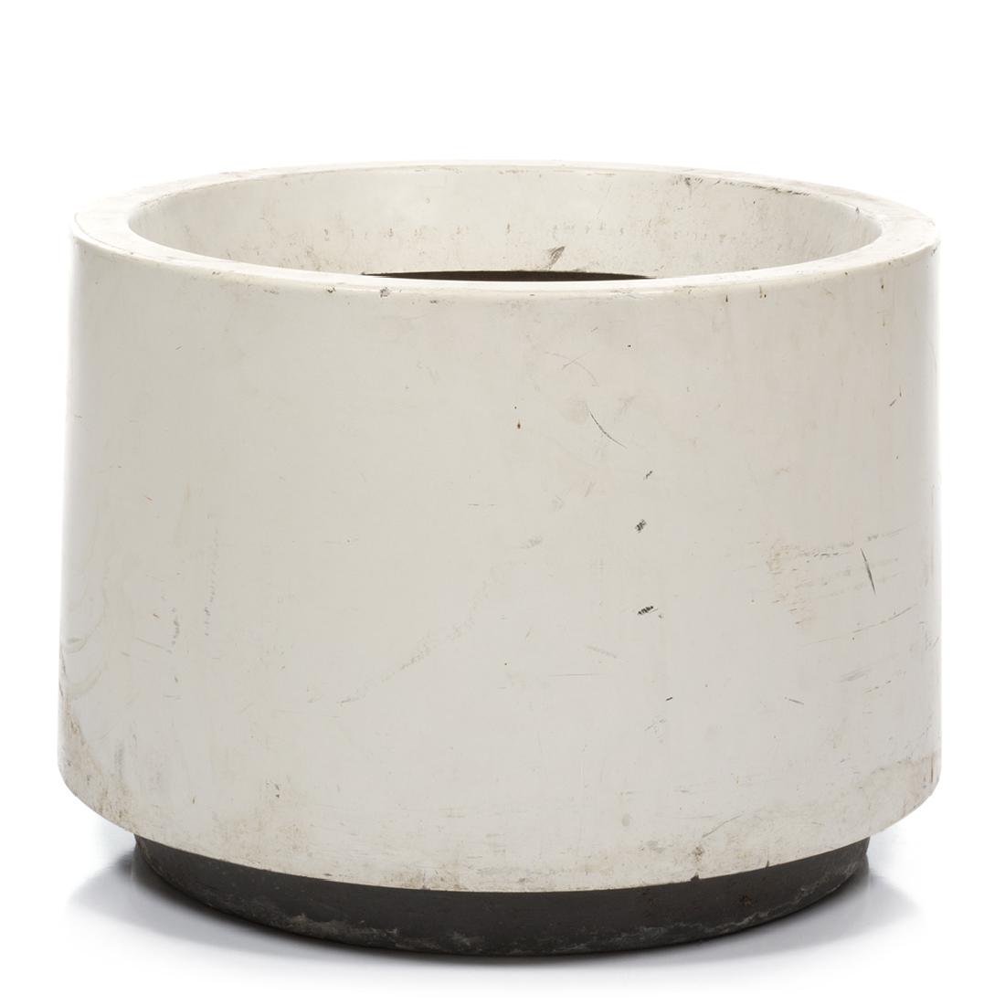 Architectural Fiberglass Planter (1 of 3)