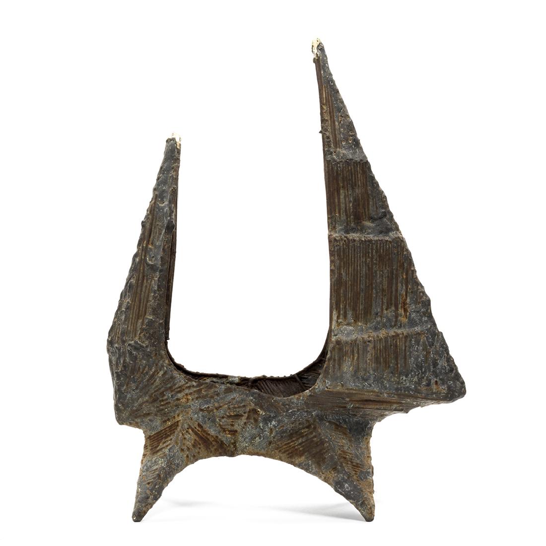 Brutalist Sculpture: Welded metal brutalist sculpture, 1960s. 17" H x 14" W x 5" D.