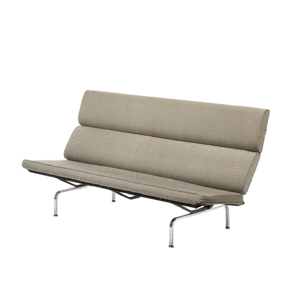 Charles and Ray Eames Compact Sofa (1 of 4)