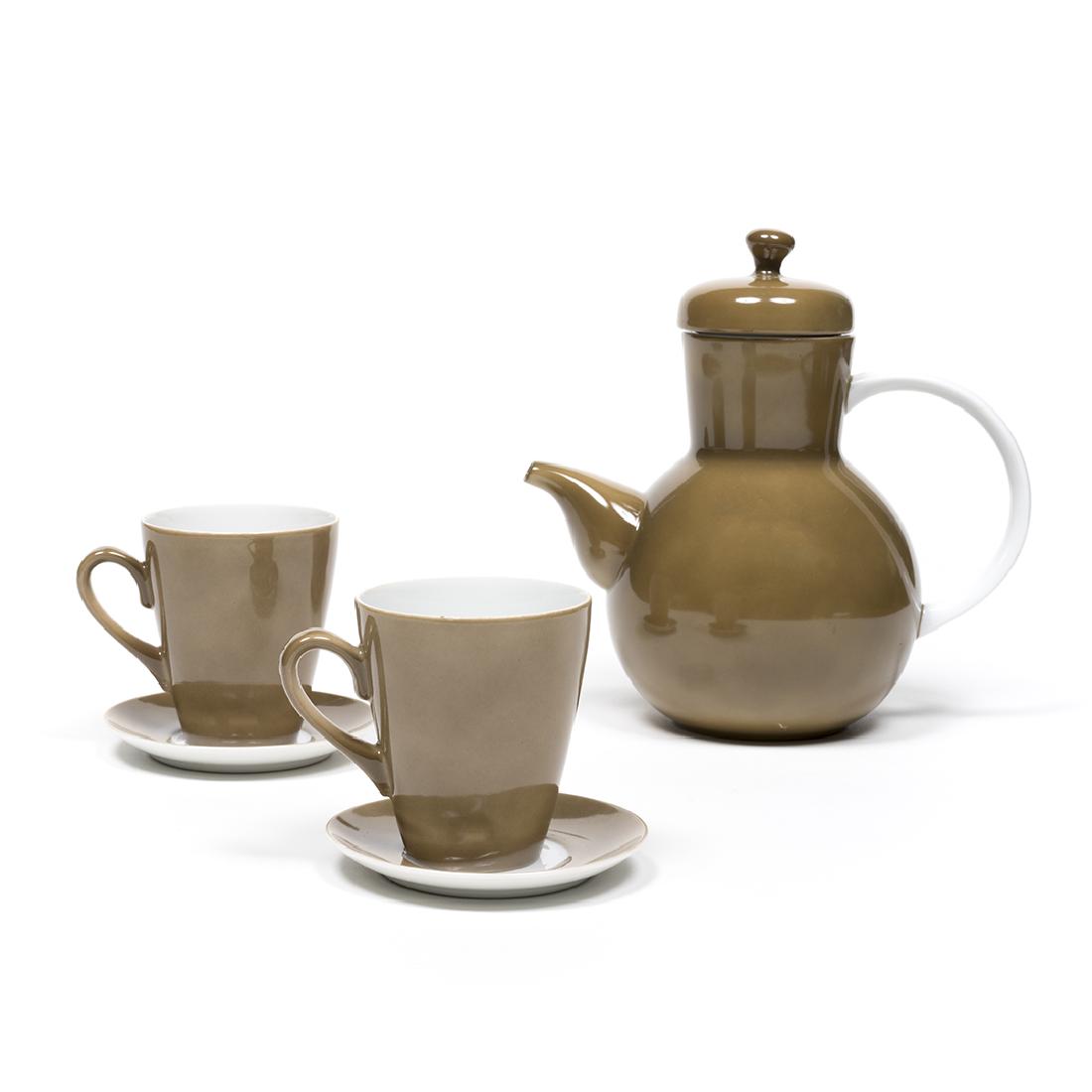 Lagardo Tackett Teapot with Cups and Saucers: Porcelain teapot with cups and saucers by Lagardo Tackett, 1960s. Teapot: 8" H.