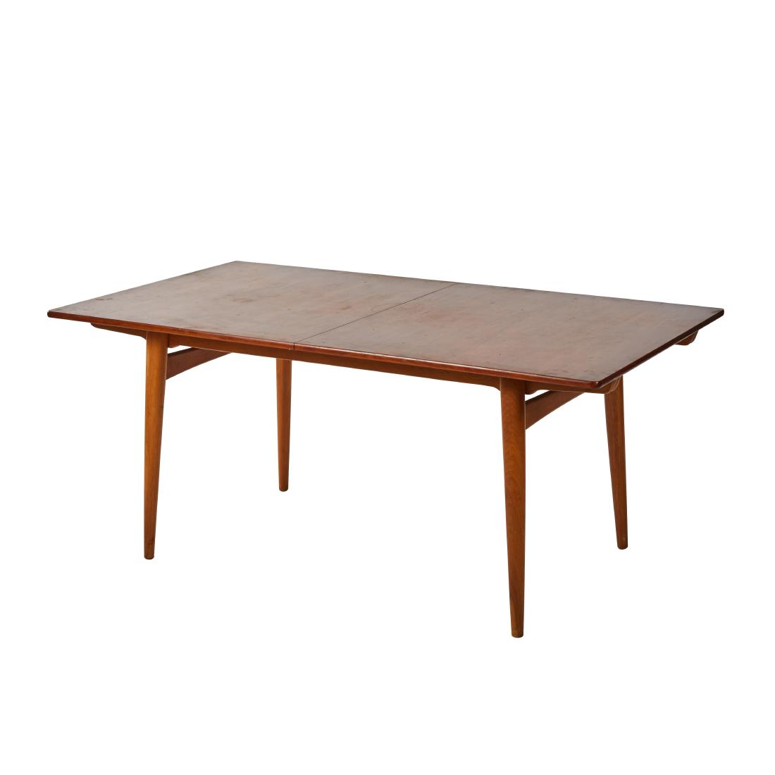 Hans Wegner Dining Table (1 of 5)