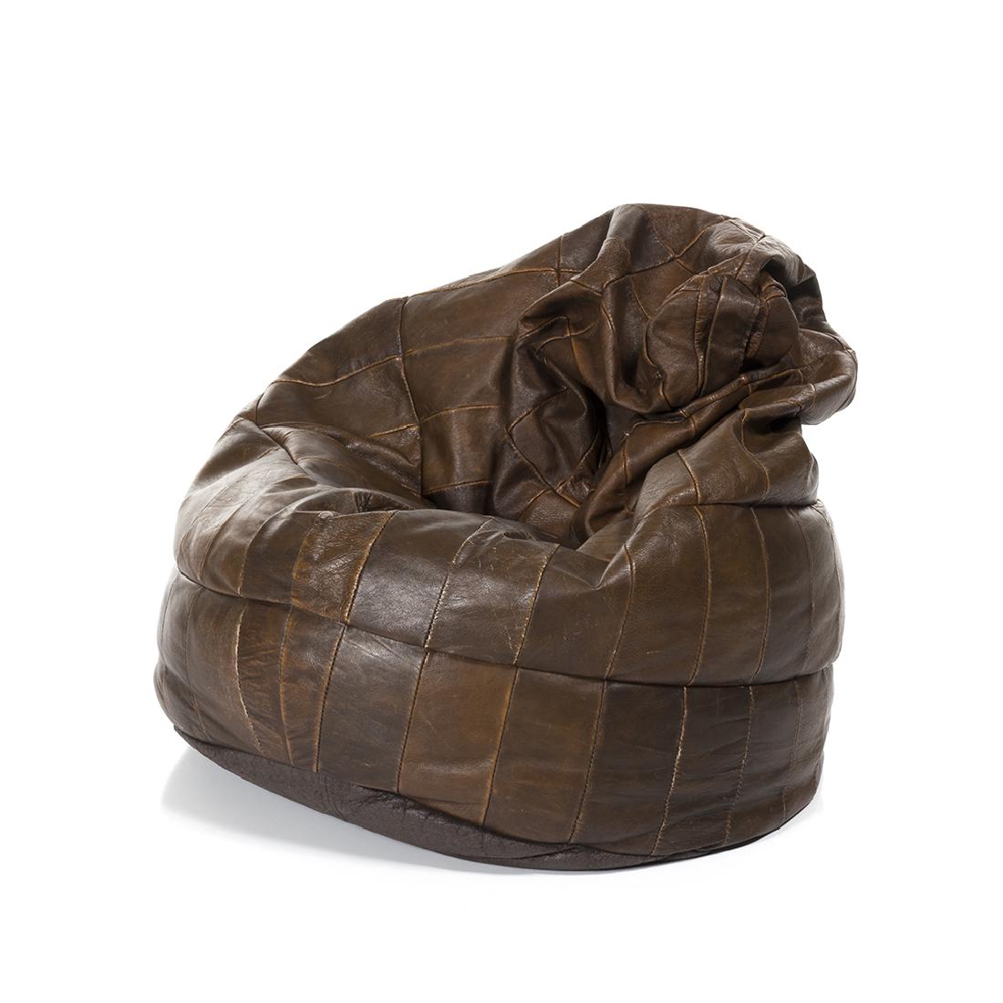 De Sede Style Bean Bag: Leather bean bag in the style of De Sede, Switzerland 1970s.