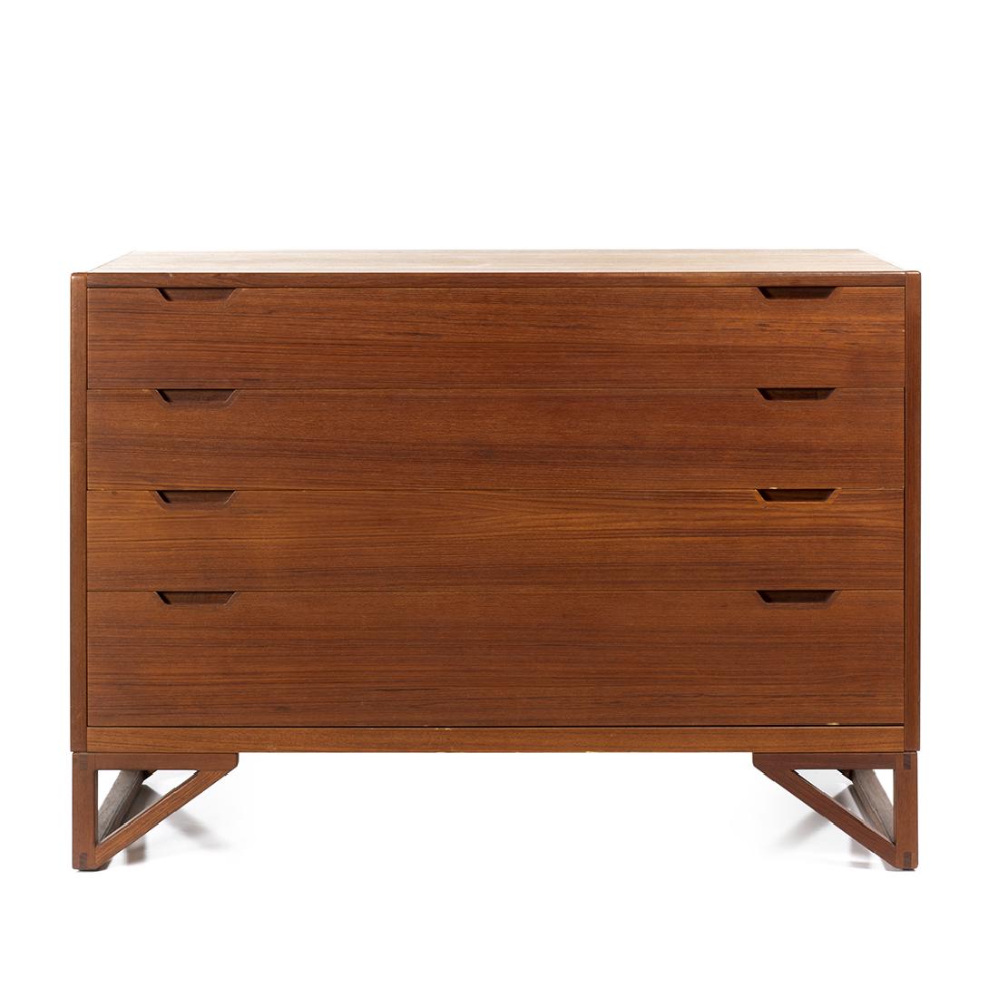 Svend Langkilde Dresser (1 of 5)