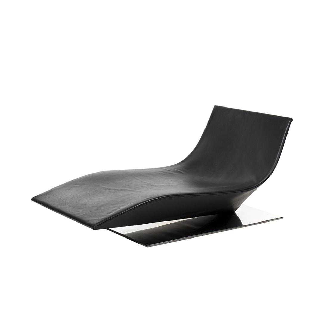 MDF Italia Chaise Lounge: Leather chaise lounge by MDF Italia, Italy 2000s.