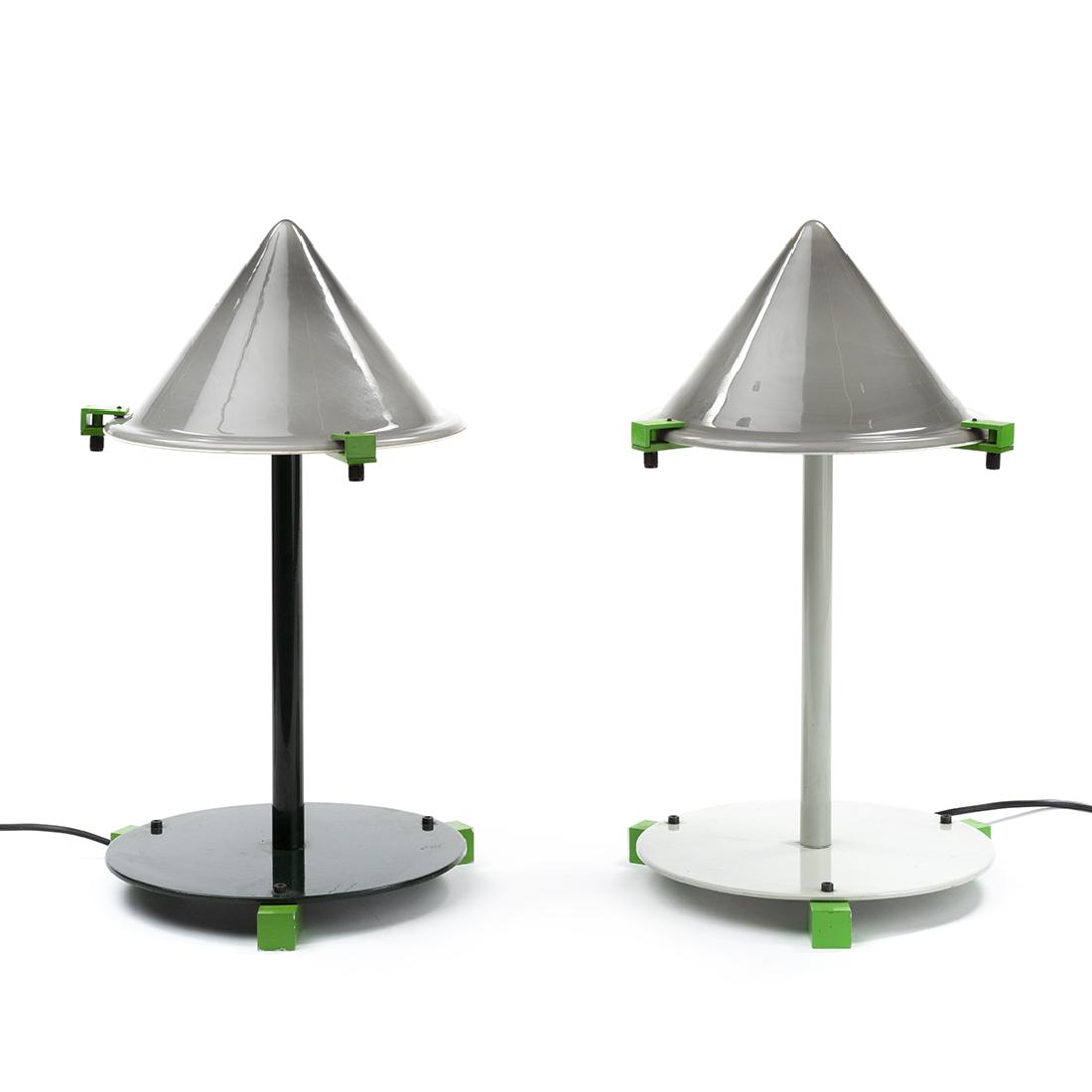 Fontana Arte Chiodino Table Lamps (2): Two cased glass and painted metal Chiodino table lamps by Franco Raggi for Fontana Arte, Italy 1982.
