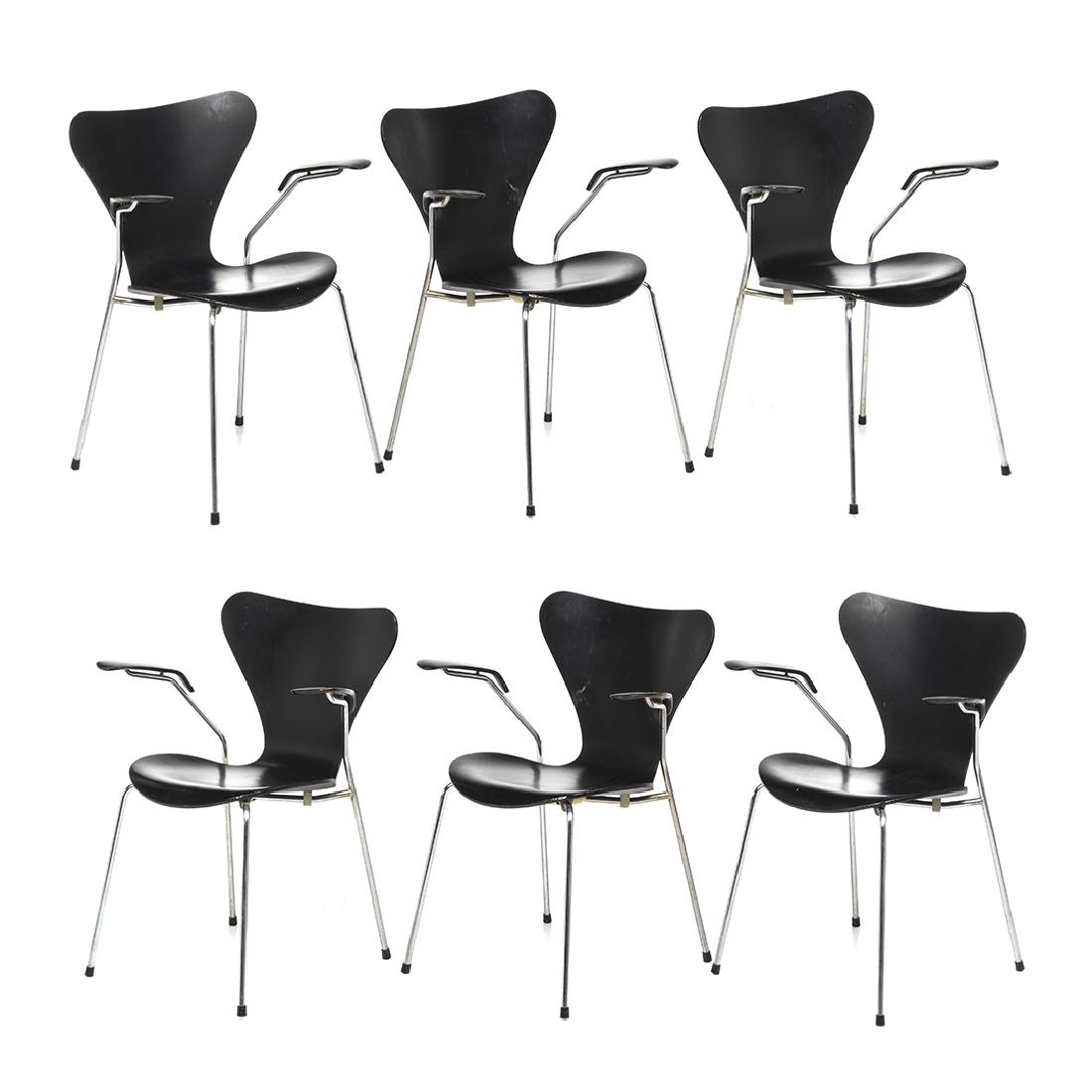 Arne Jacobsen Series 7 Armchairs (6) (1 of 10)
