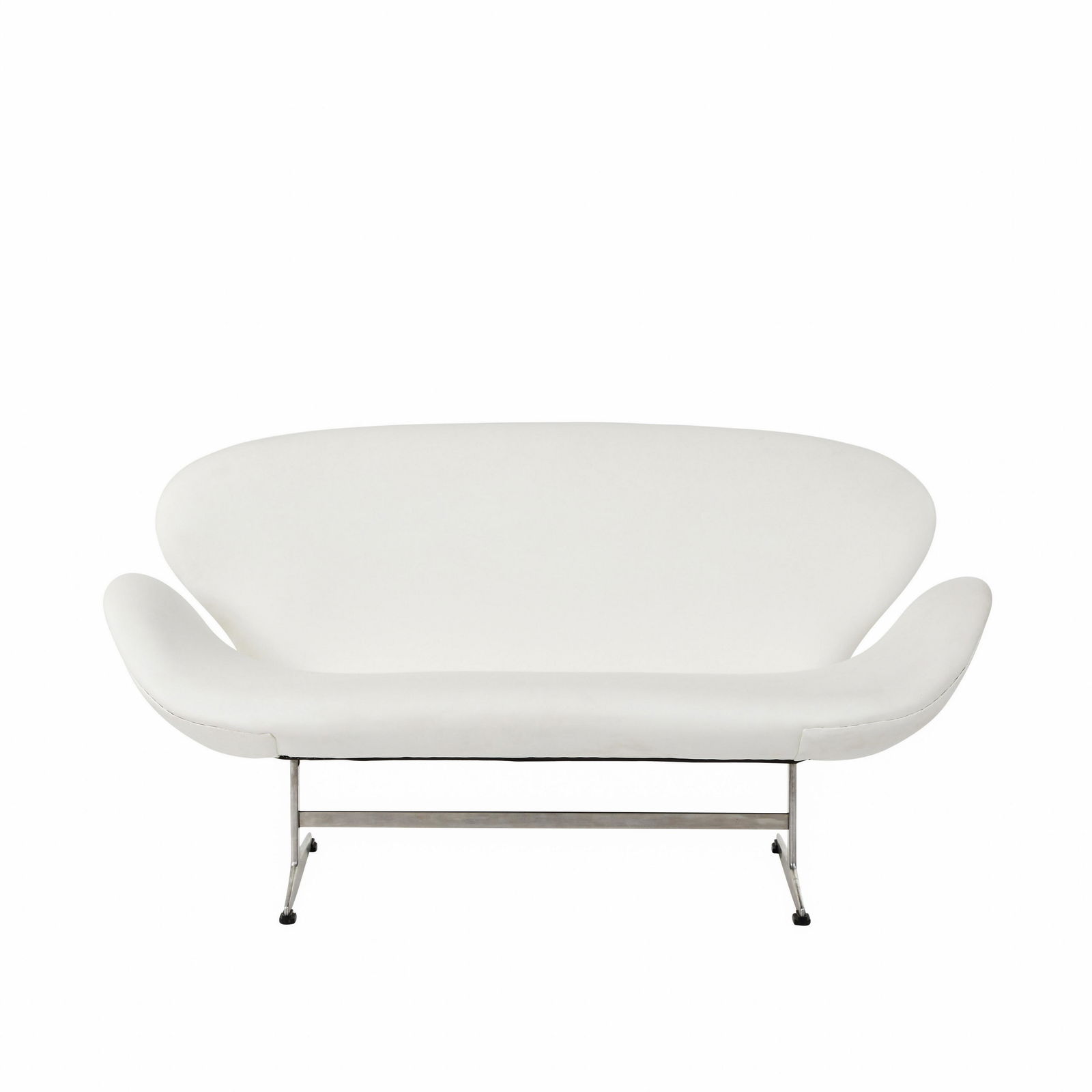 Arne Jacobsen Swan Settee (1 of 3)