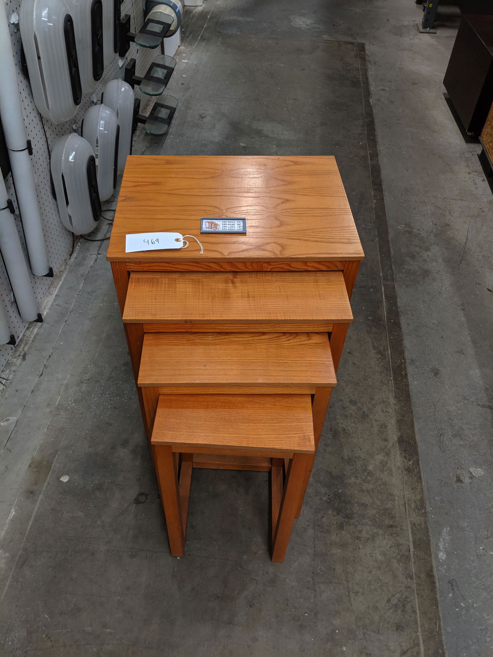 Modern Nesting Tables (4) (1 of 2)