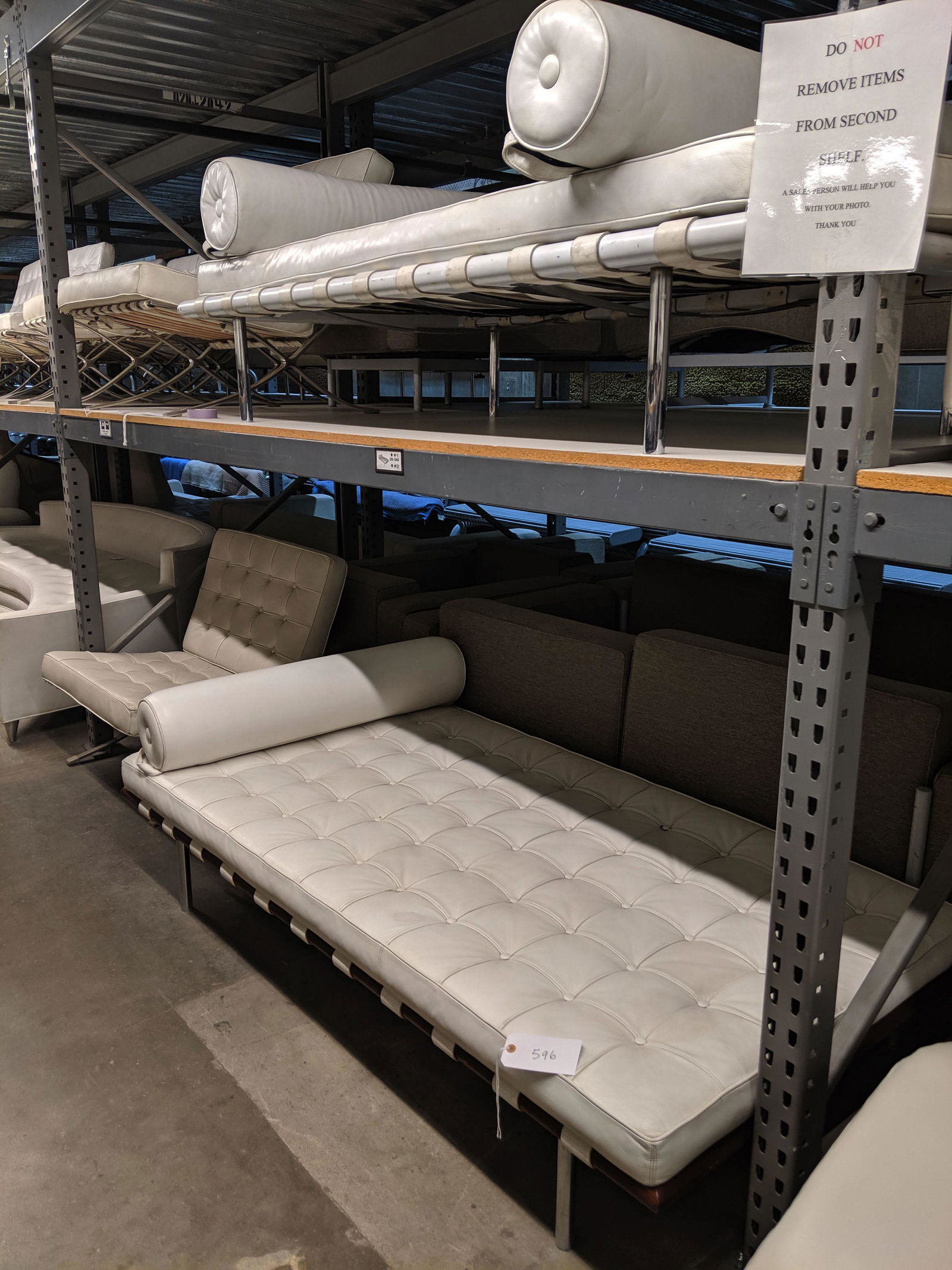 Mies van der Rohe Style Daybeds (2) (1 of 4)