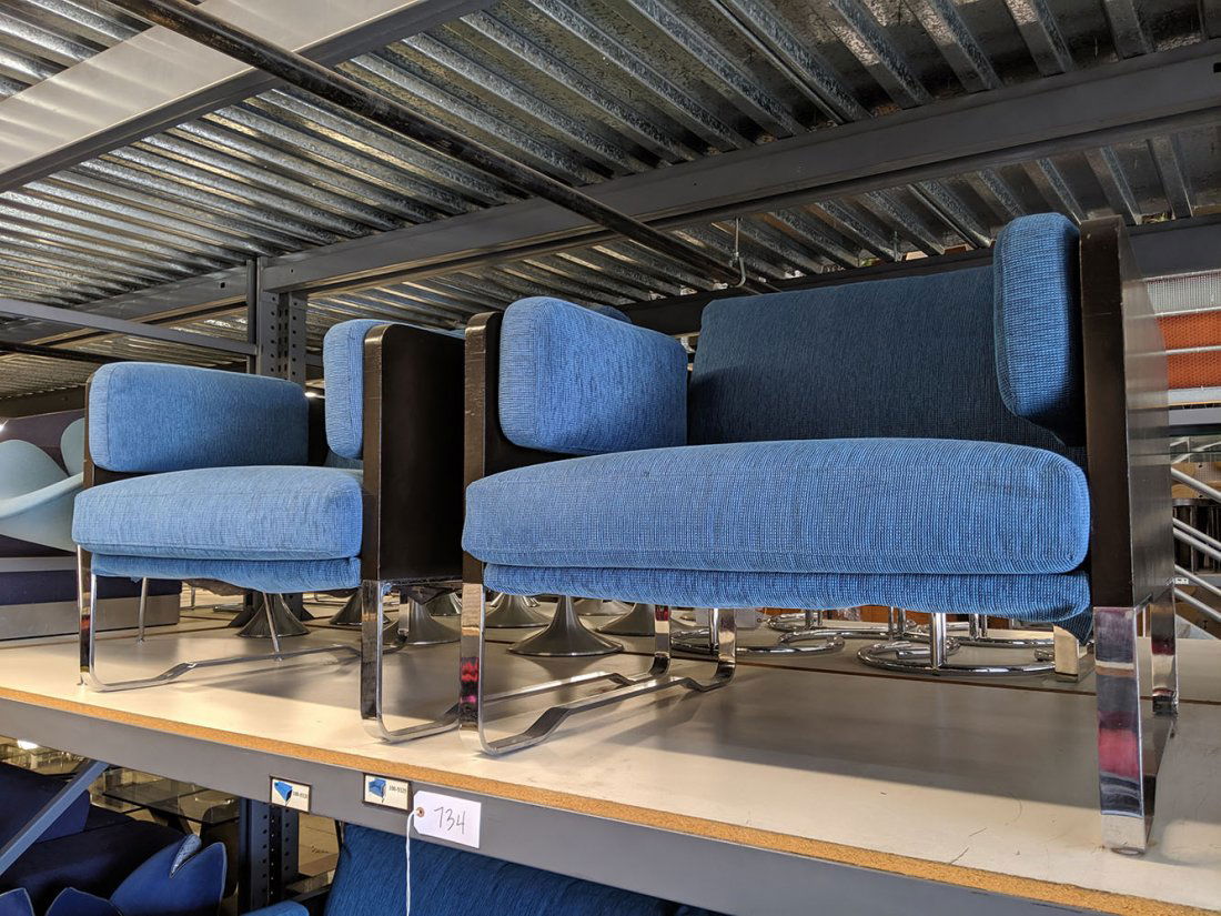 Contemporary Seating Set (3) (1 of 4)