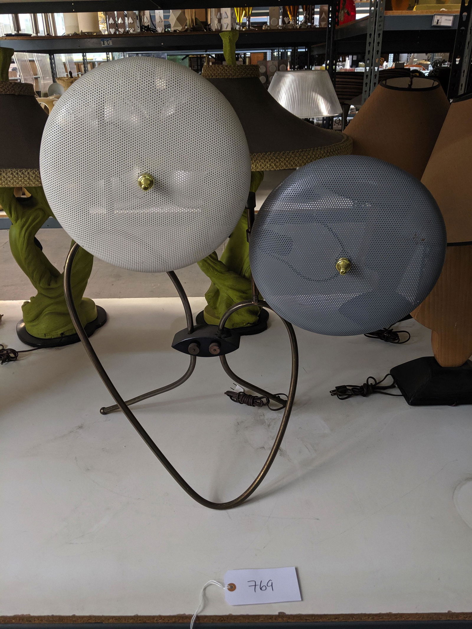 Retro Table Lamp (1 of 1)