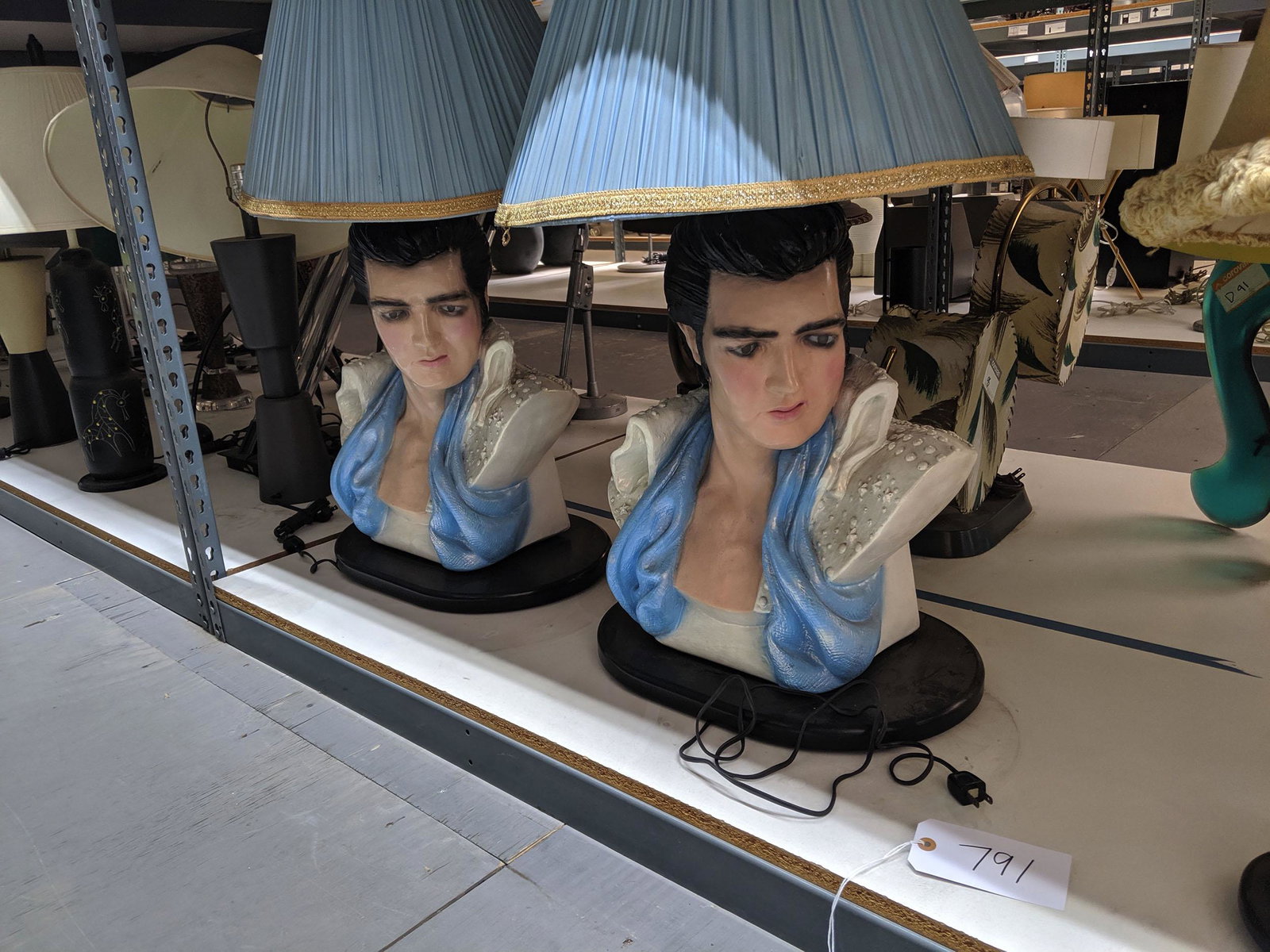 Figural Table lamps (4) (1 of 2)