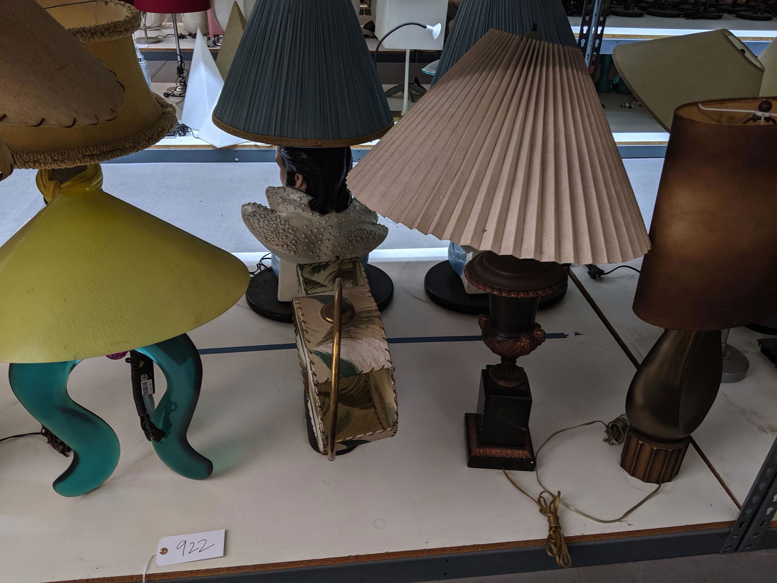 Lot - Oversized Table Lamps (1 of 3)